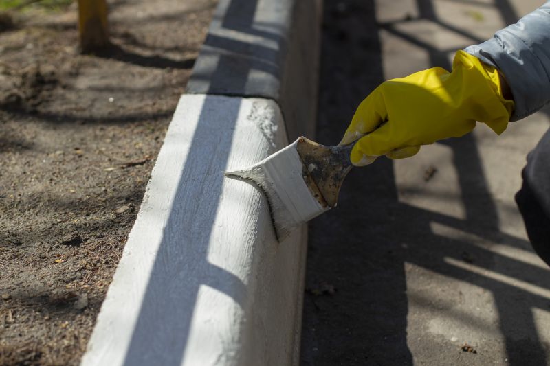 Experienced Curb Painters